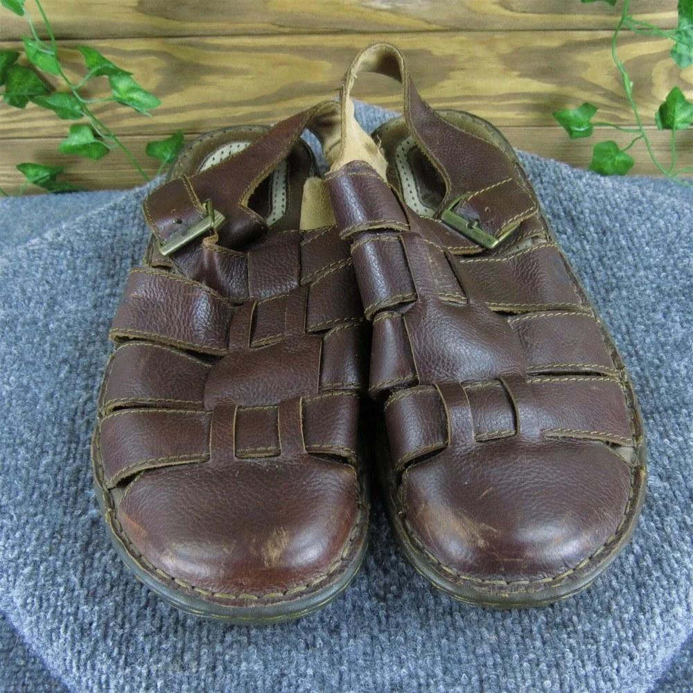 Born Men's  Fisherman Brown‎ Leather Size 11 Medium Gently Used 2025